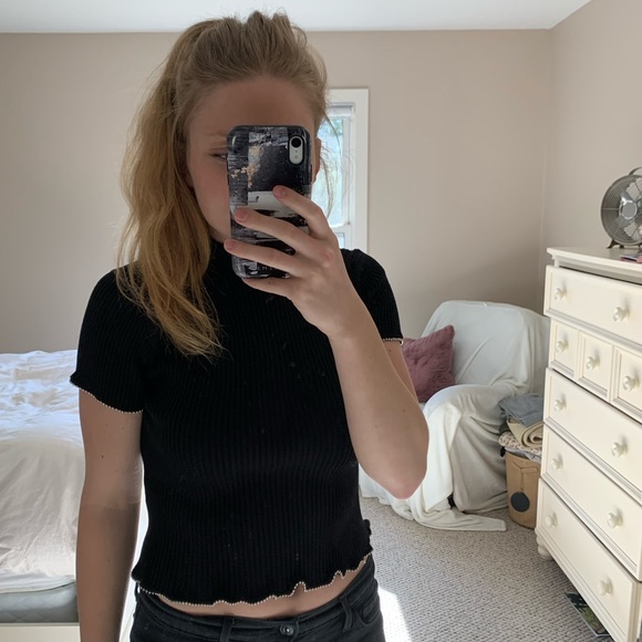 Ribbed crop